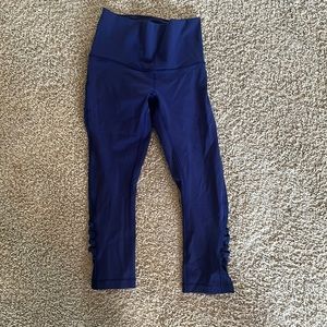 Size 6 navy blue lulu lemon leggings